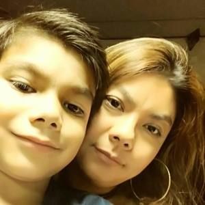 Meet your Posher, Isa